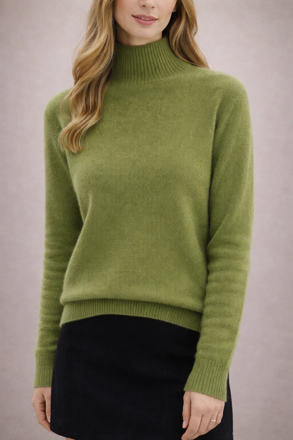 Pull col montant en maille douce